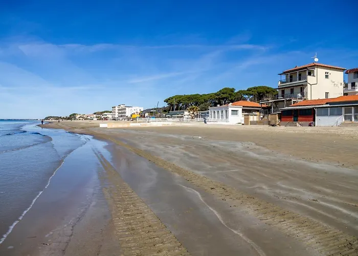 Daire Acqua Follonica